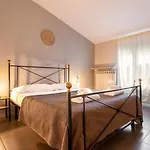 Lägenhetshotell Desenzano Uptown By Wonderful Italy