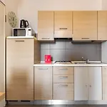 Lägenhetshotell Desenzano Uptown By Wonderful Italy 3*