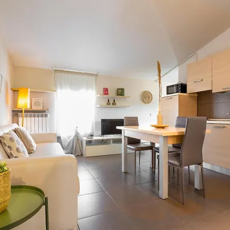 Aparthotel Desenzano Uptown By Wonderful Italy