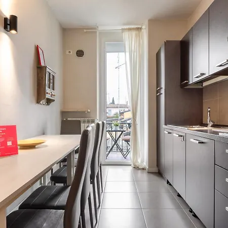 Aparthotel Desenzano Uptown By Wonderful Italy 3*